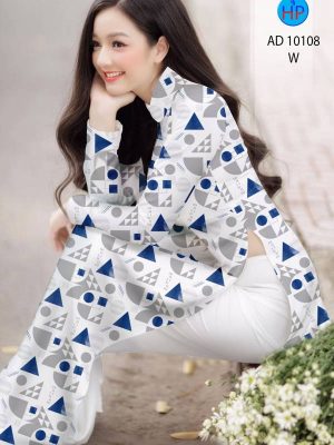 1627372198 570 vai ao dai mau moi ra hien nay (2)